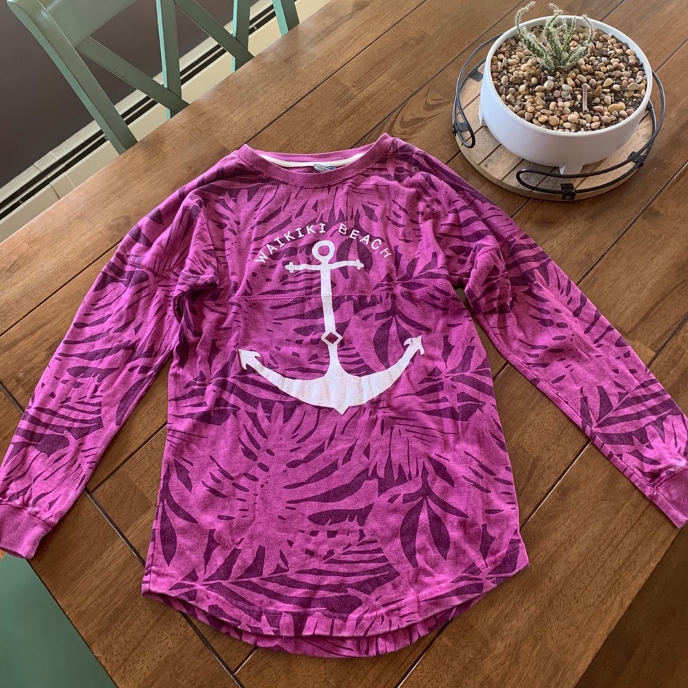Waikiki Beach Long Sleeve** Brand New